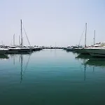 Luminoso Loft Con Piscina En Puerto Banus