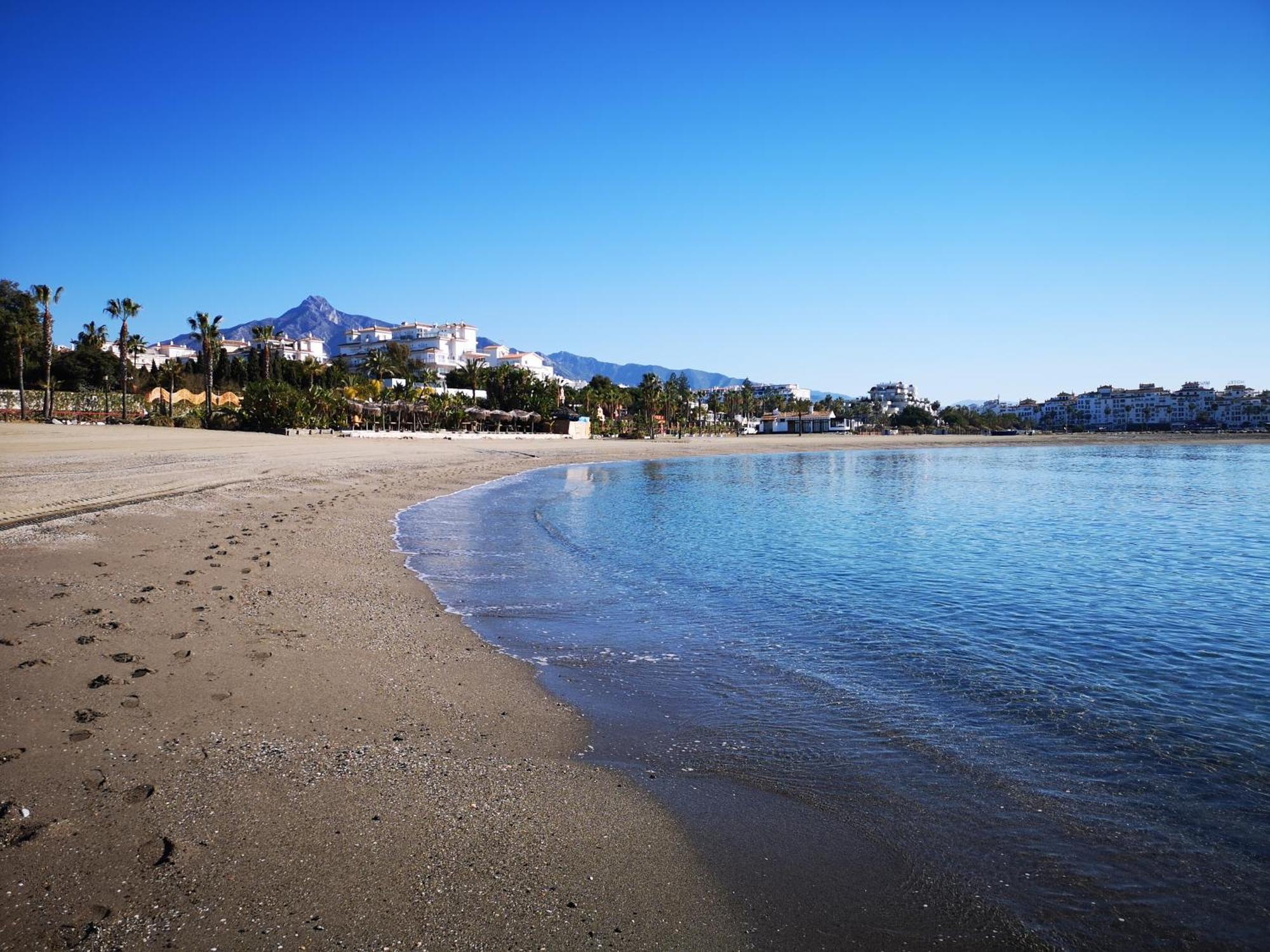 Luminoso Loft Con Piscina En Puerto Banus Marbella